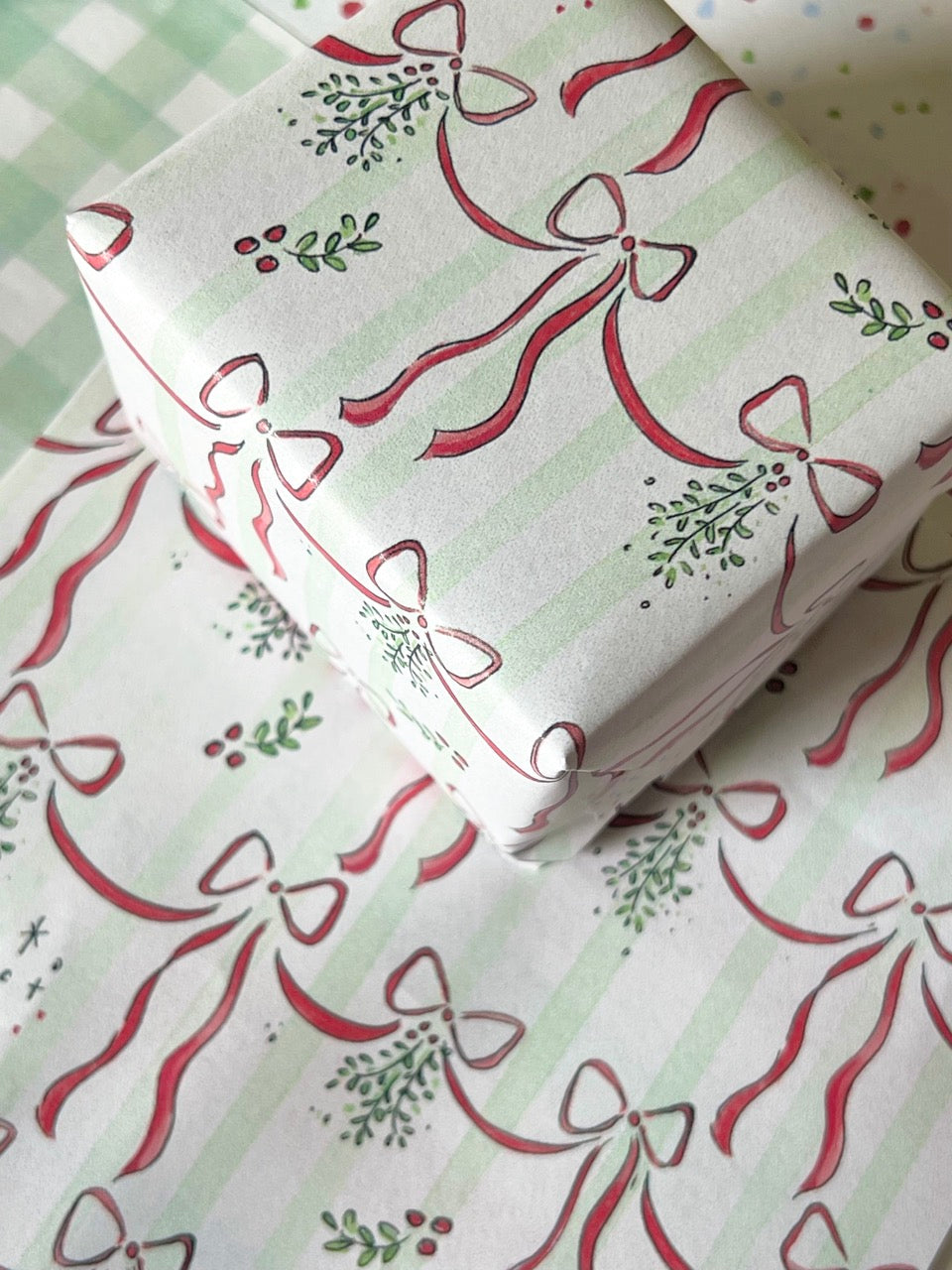 Mistletoe Ribbon Garland Gift Wrap Roll