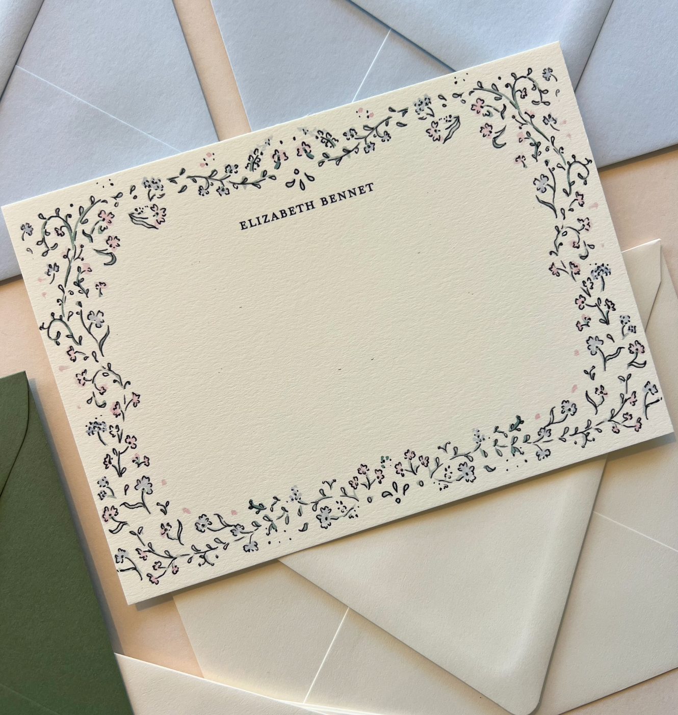 Elizabeth Border Stationery Set