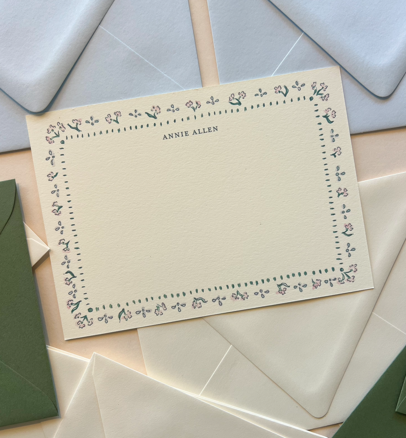 Delilah Border Stationery Set